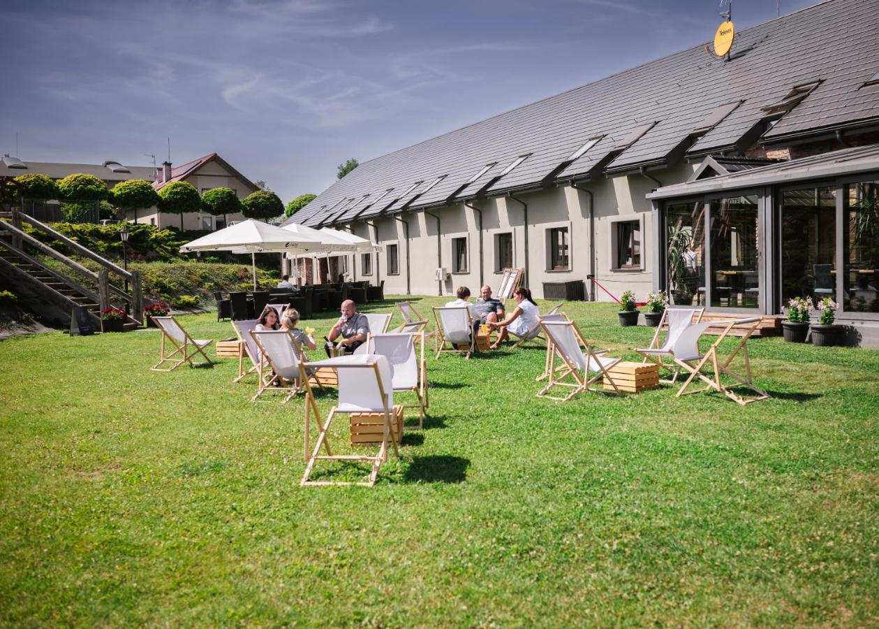 Hotel Szary Residence Michalowice  Exteriör bild